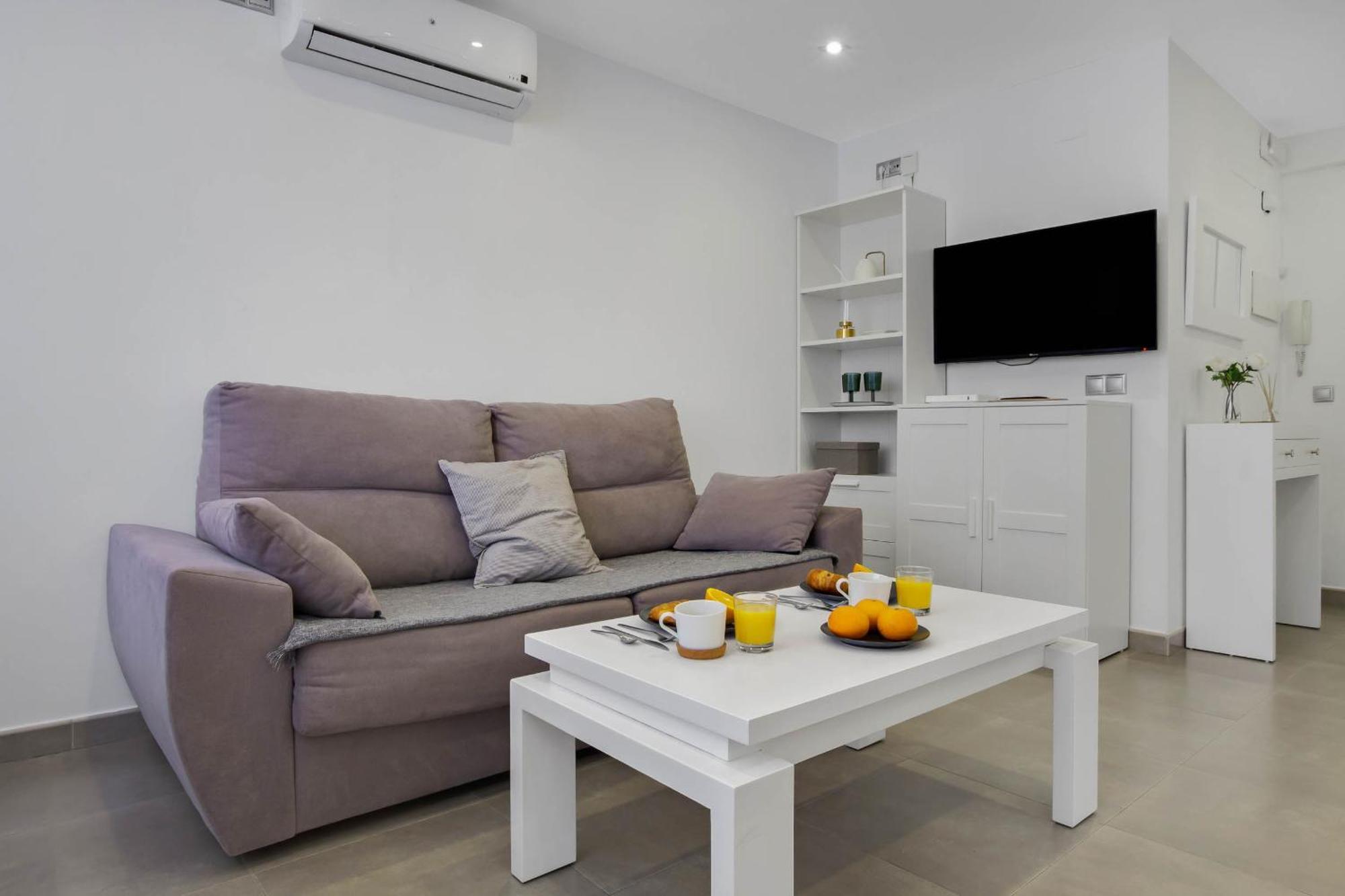 Ferienwohnung Tropico By Ivi Real Estate Torremolinos Exterior foto